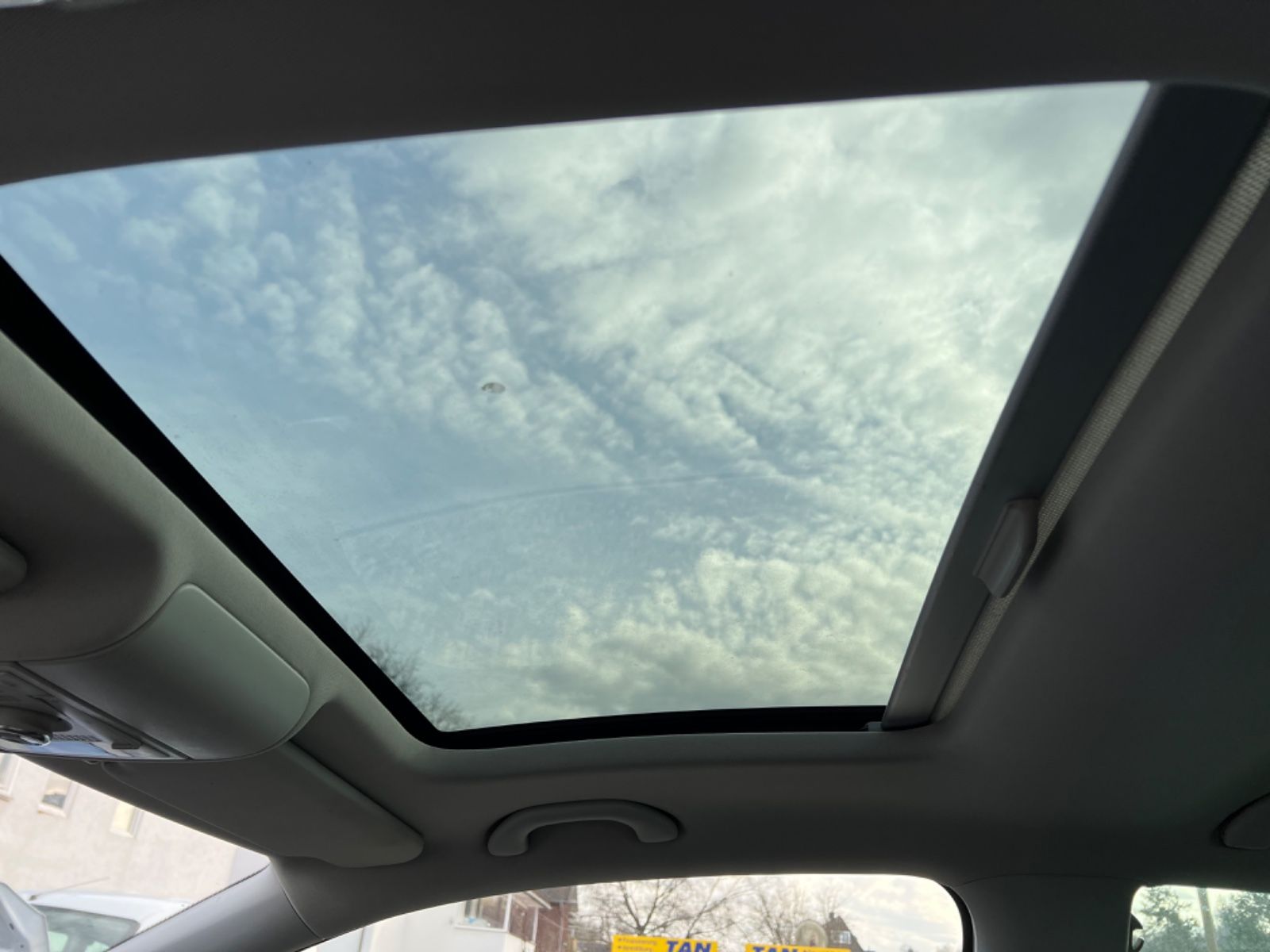Fahrzeugabbildung Volkswagen Polo V 1.2 TDI Style