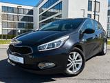 Kia cee'd / Ceed FIFA World Cup Edition - gebrauchte Kia cee'd / Ceed aus dem Jahr 2014