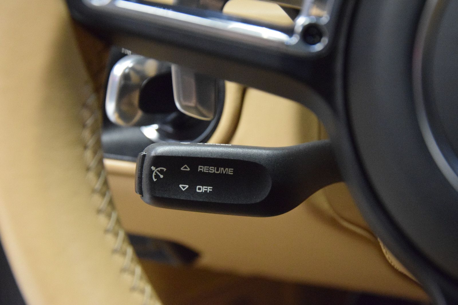 Fahrzeugabbildung Porsche 911/991.2 Carrera 4S Cabrio BOSE S.AGA Sitzlüft.