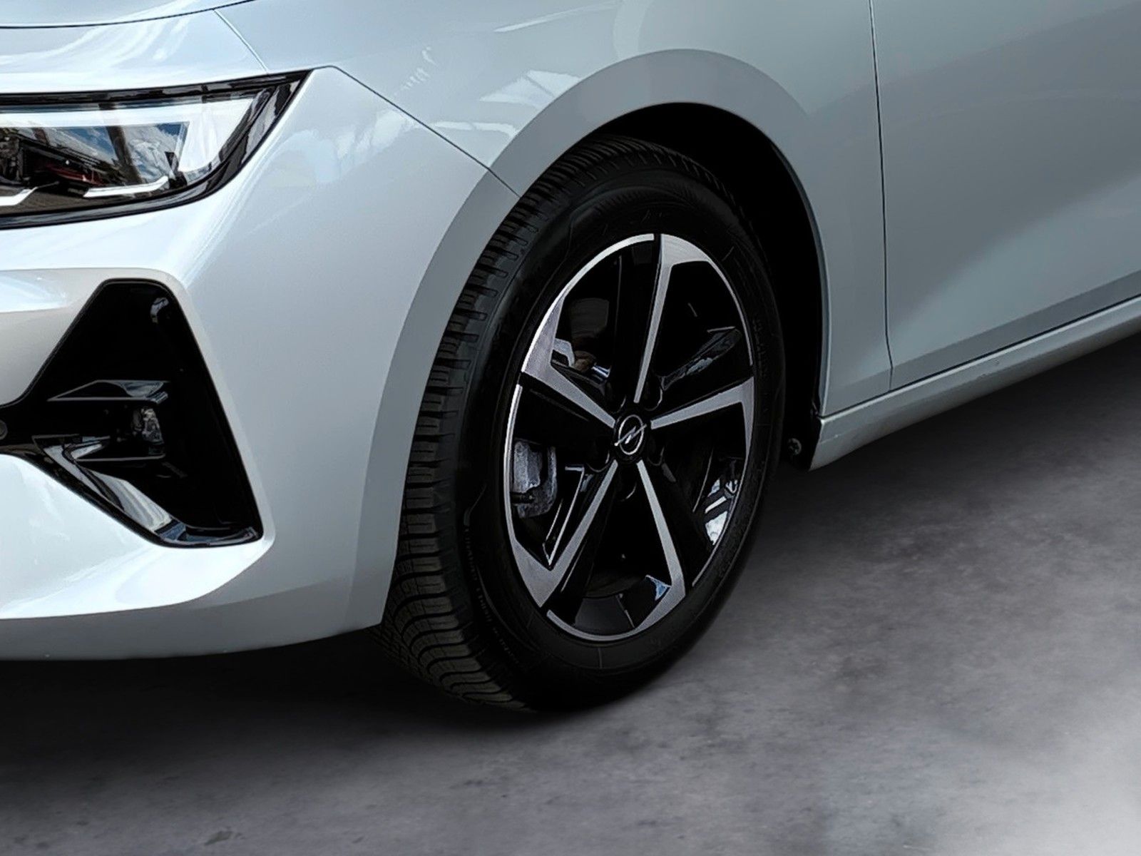 Fahrzeugabbildung Opel Astra L GS 130PS Automatik/AHK/Matrix!