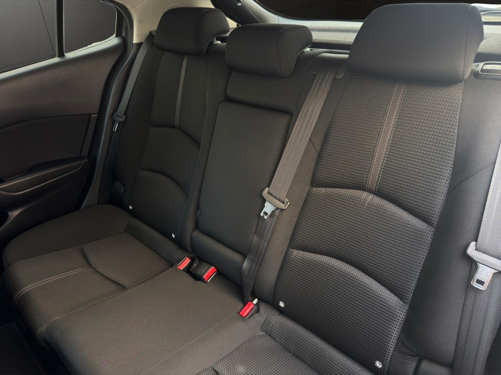 Fahrzeugabbildung Mazda 3 Lim. Sports-Line/Bose/LED/Kamera/Head-Up