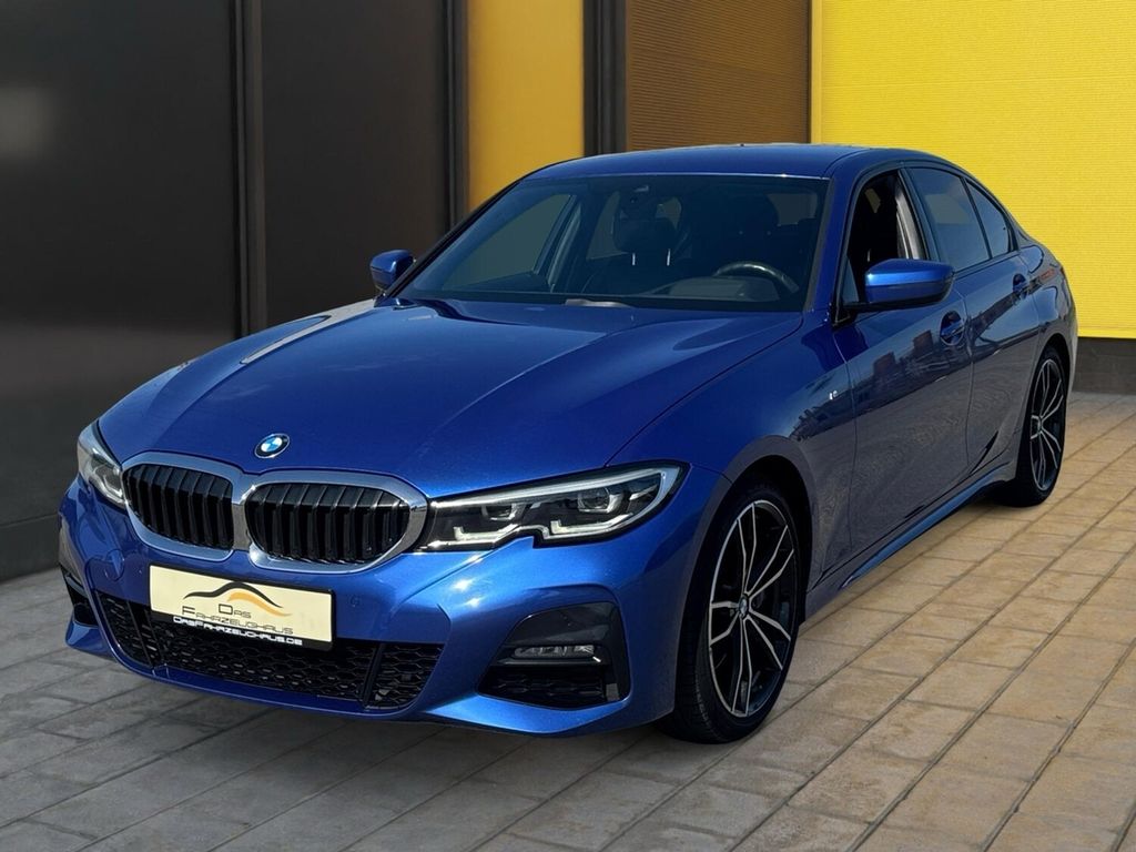 Image of BMW 320