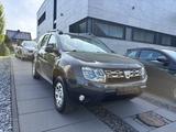 Dacia Duster I Laureate 4x2 AHK - Dacia Gebrauchtwagen in Kassel