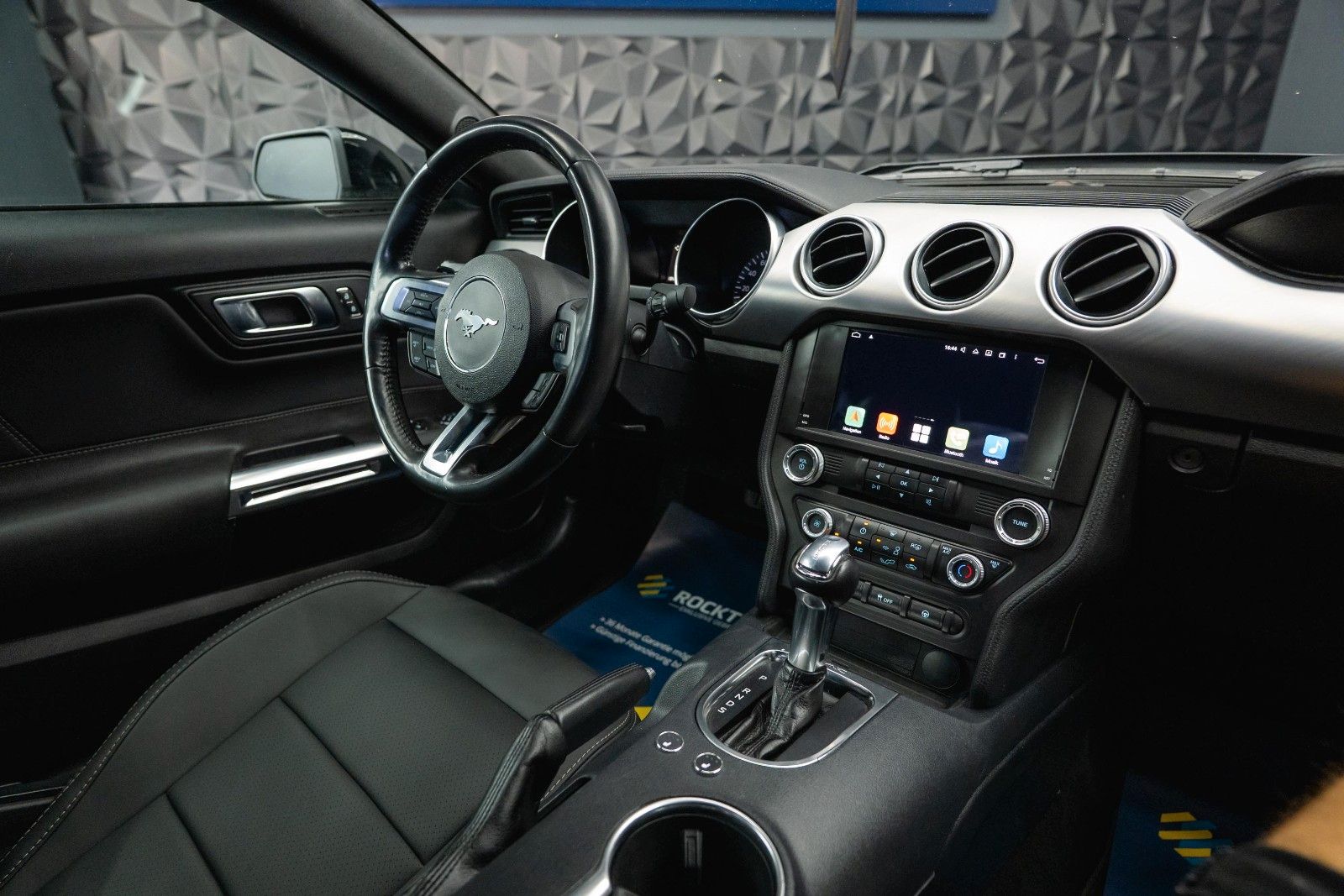 Fahrzeugabbildung Ford Mustang Shelby GT 500 5.0 V8 Performance CarPlay