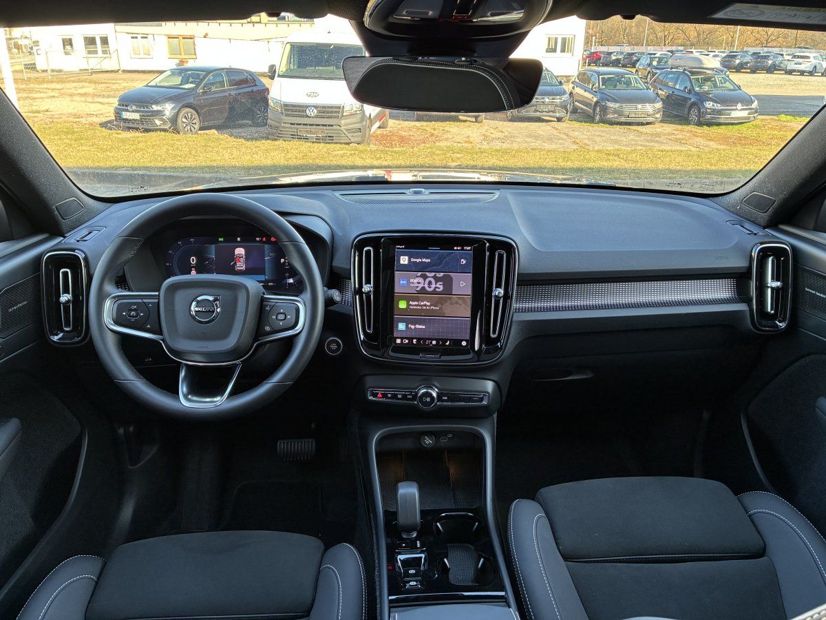 Volvo XC40 B3 Ultra Black Edition Pixel-Led Business M foto 12