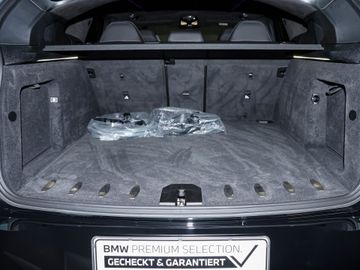 BMW XM - 7