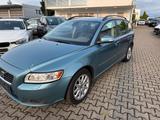 Volvo V50 Kombi 2.0 D Momentum 1 Hand - Volvo V50 mit Diesel-Antrieb: Kombi