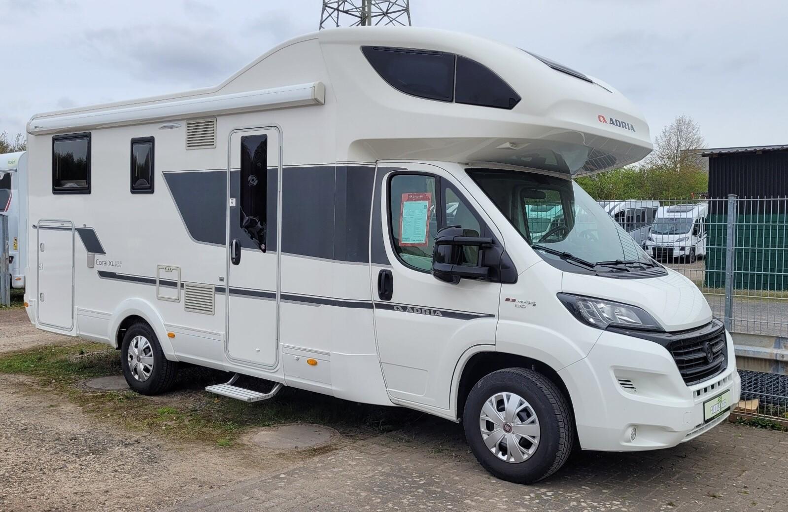 Adria Coral XL 670 Plus *Markise*Navi*RFK*FH*Backofen*