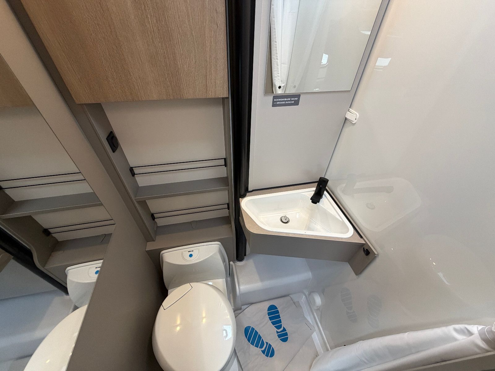 Fahrzeugabbildung LMC Tracer 690 EL