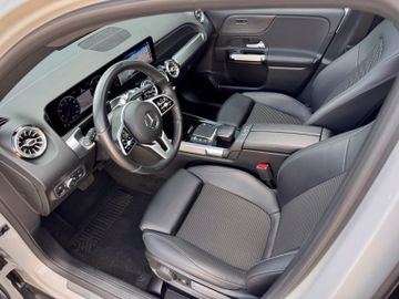 Mercedes GLB 200 - 9