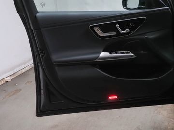 Mercedes E 220 - 10
