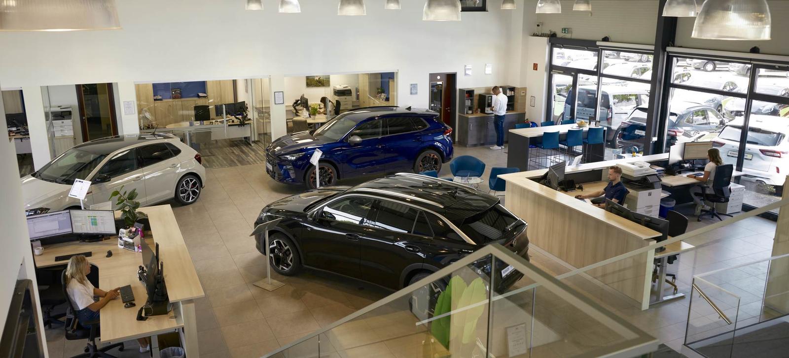 showroom-image-bottom