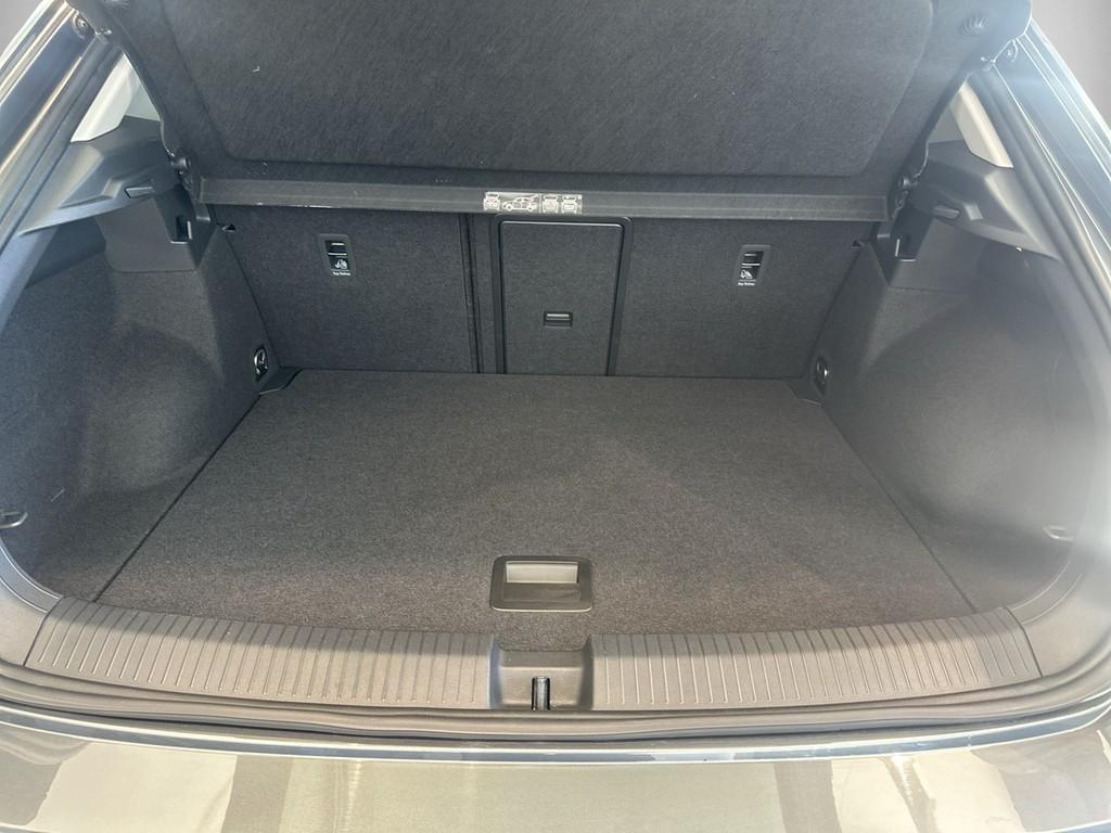 Volkswagen T-Roc 1.0TSI Active LED Navi StHz Kamera el.Heck, миниатюра 10
