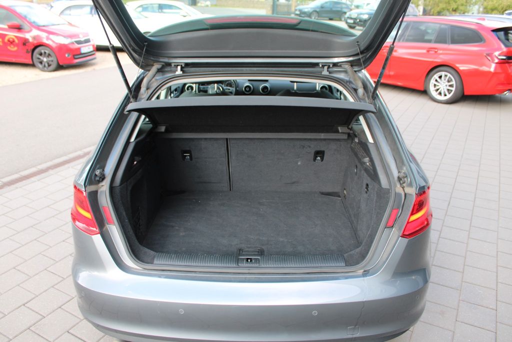 AUDI A3 Sportback ambition NAVI SHZ KLIMA ALU