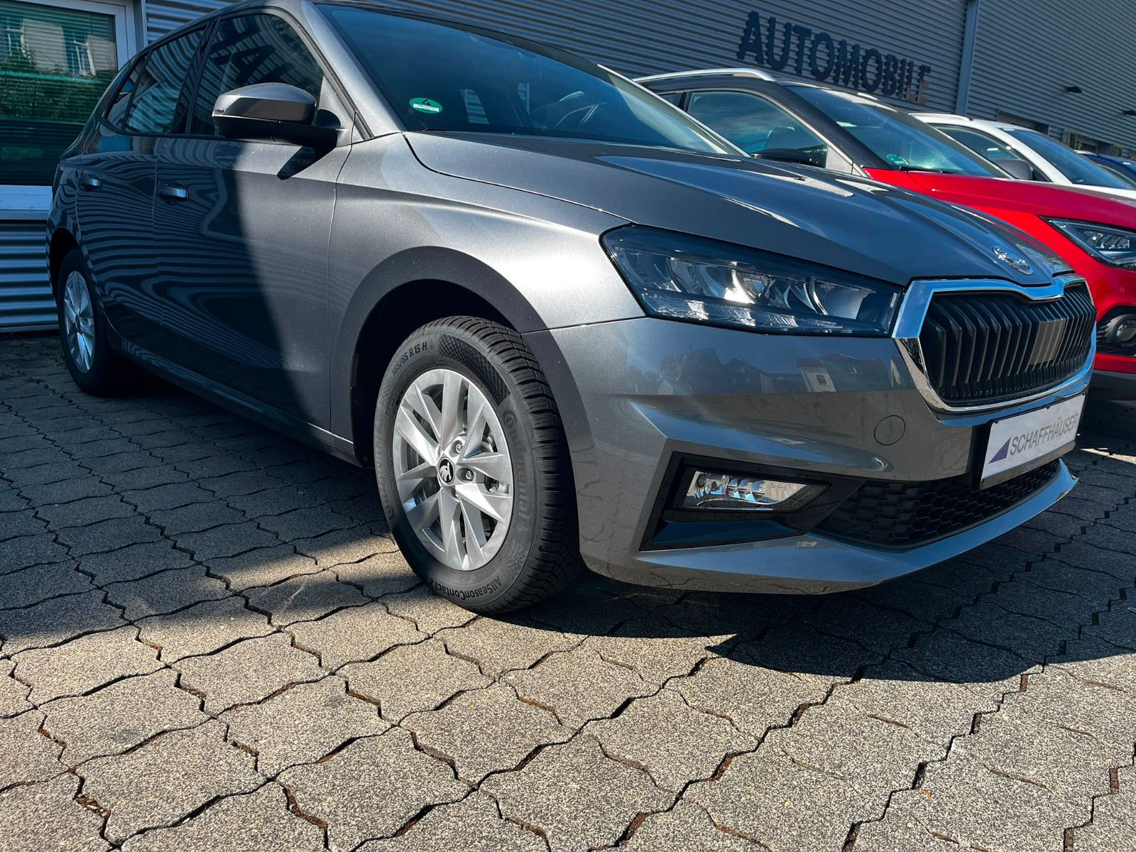 Fahrzeugabbildung SKODA Fabia Selection DSG ALU PDC DAB BT ALLSEASON