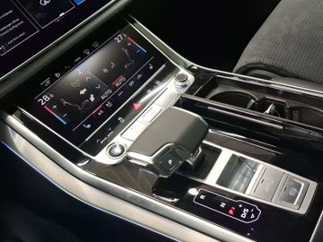 Audi Q7 - 11