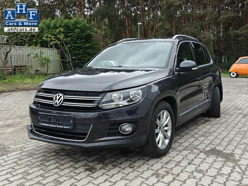 Volkswagen Tiguan 1.4 TSI Lounge Sport & Style NAVI R-CAM