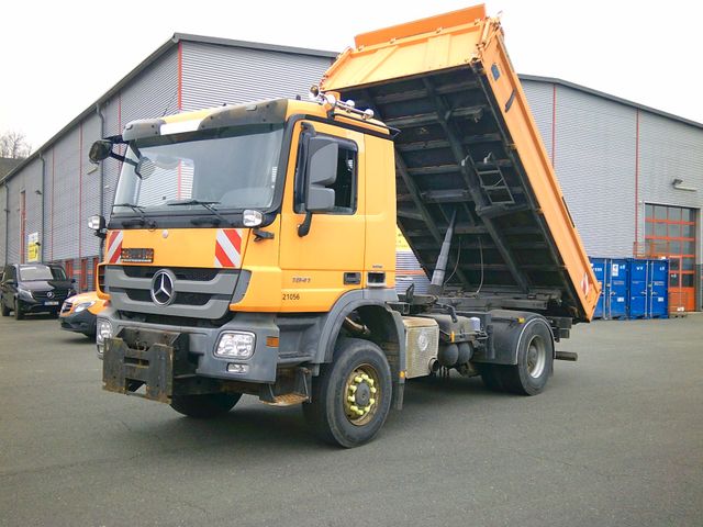 1841 LAK Actros 4x4 ATL mit Kipper-Aufbau