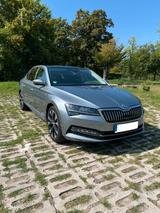 Skoda Superb 2.0 TSI DSG 4x4 STYLE STANDH. SCHIEBED. - Skoda Superb Gebrauchtwagen in Stuttgart