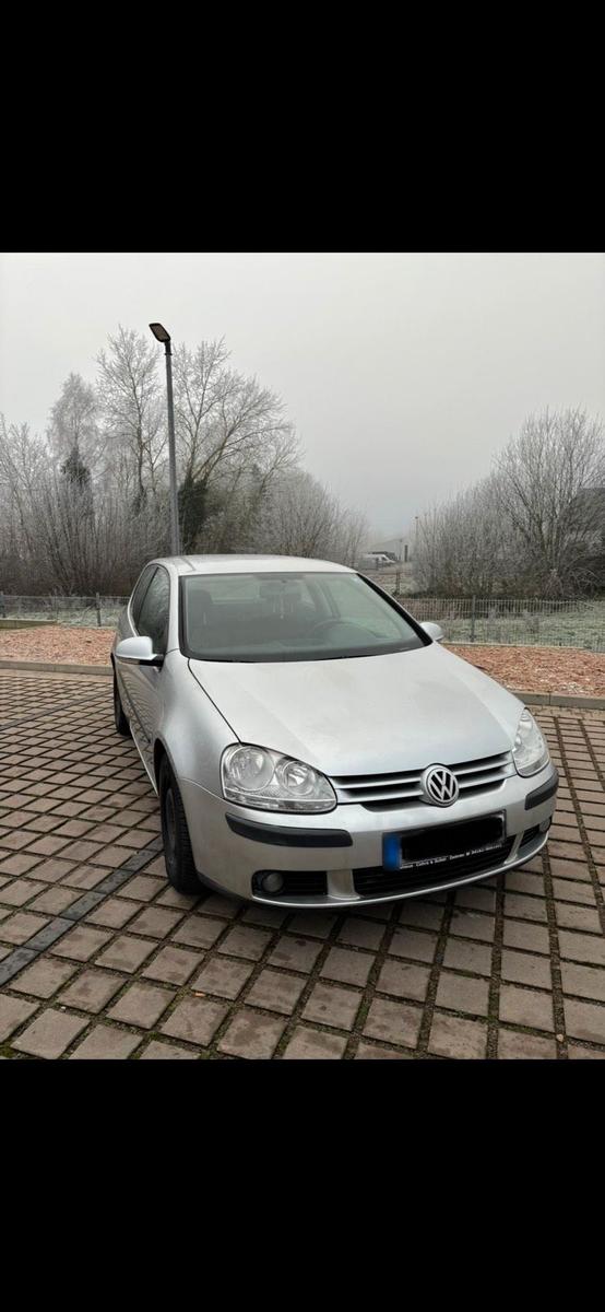 Volkswagen Golf, 2004