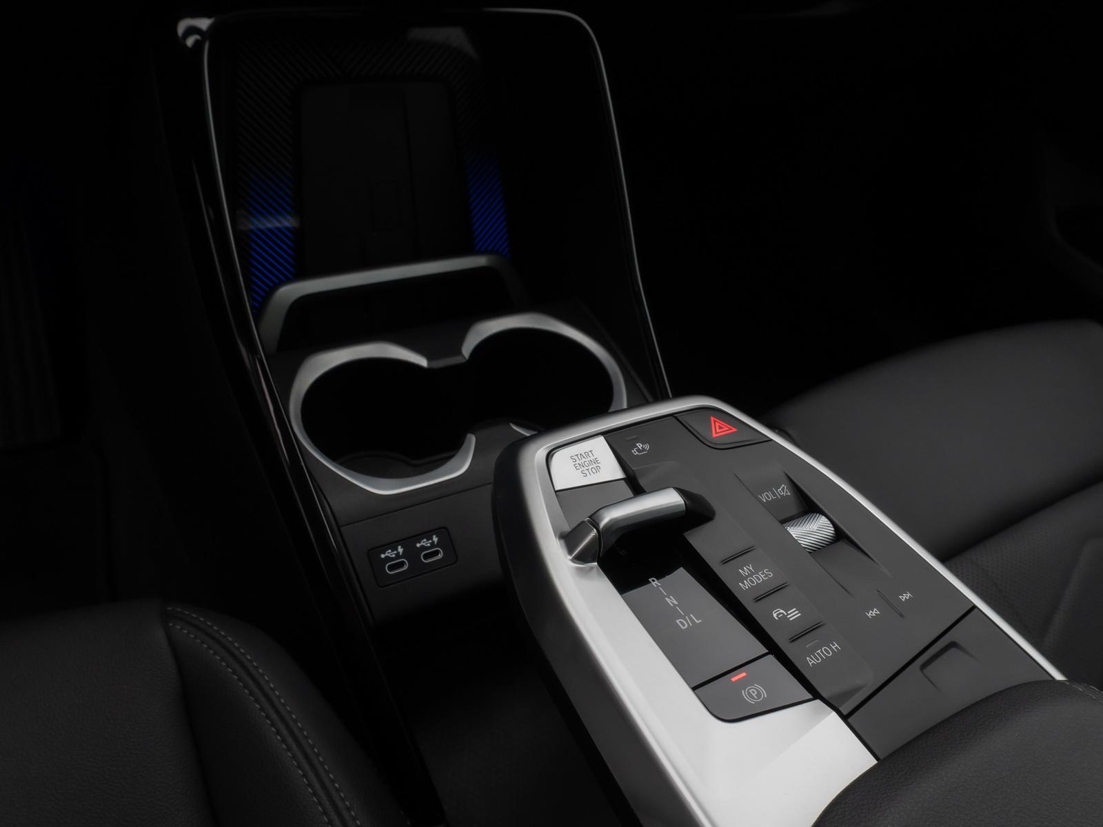 BMW X1 xD20d xLine 360°Panorama HUD DAB Komfort AHK, миниатюра 22