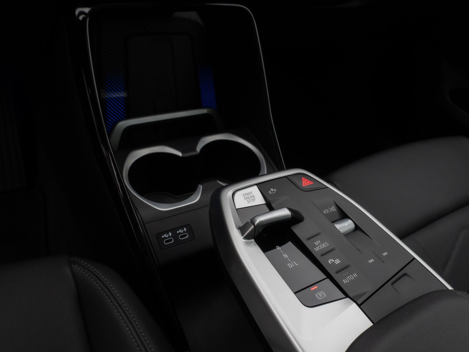 Fahrzeugabbildung BMW X1 xD20d xLine 360°Panorama HUD DAB Komfort AHK