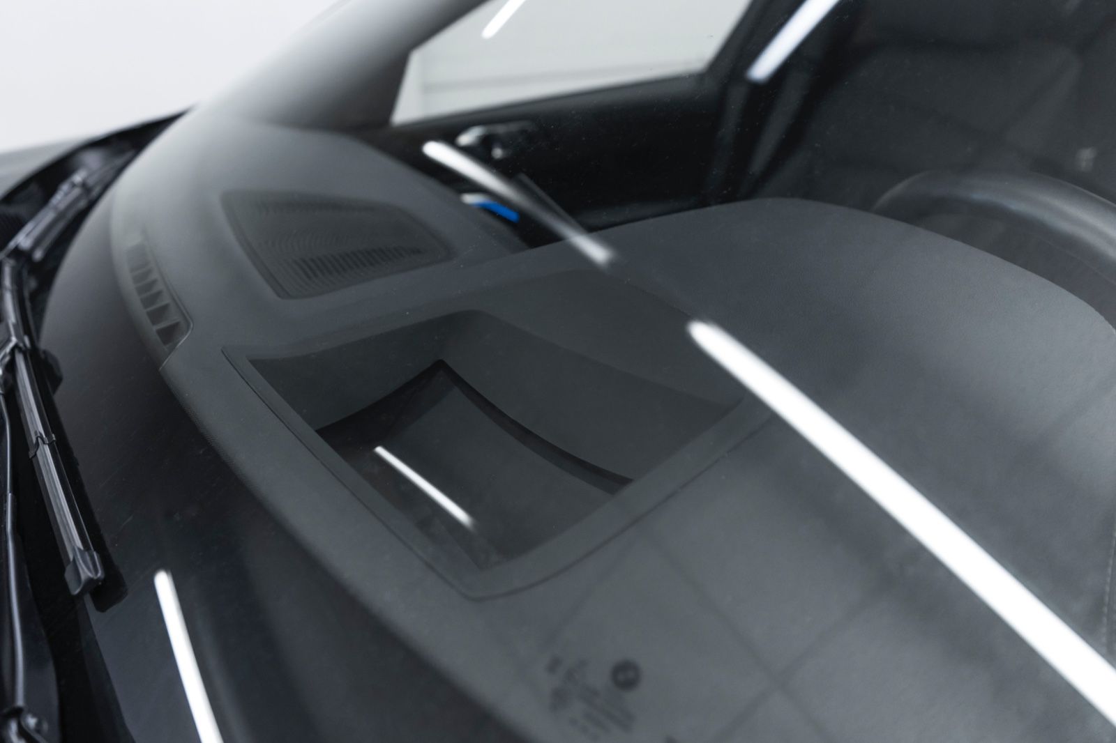 Fahrzeugabbildung BMW X6 40i xDrive M Sportpaket Harman Head up 360