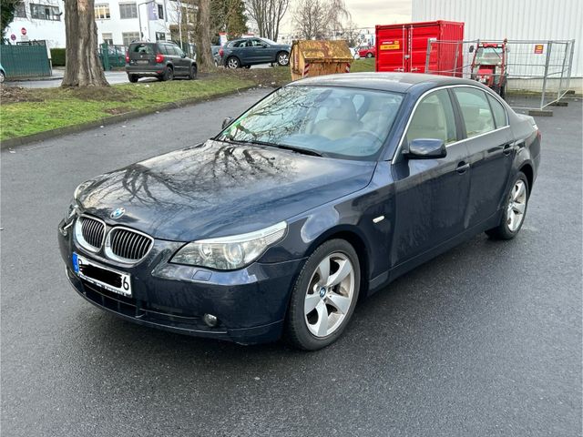 BMW 523i Limousine Leder