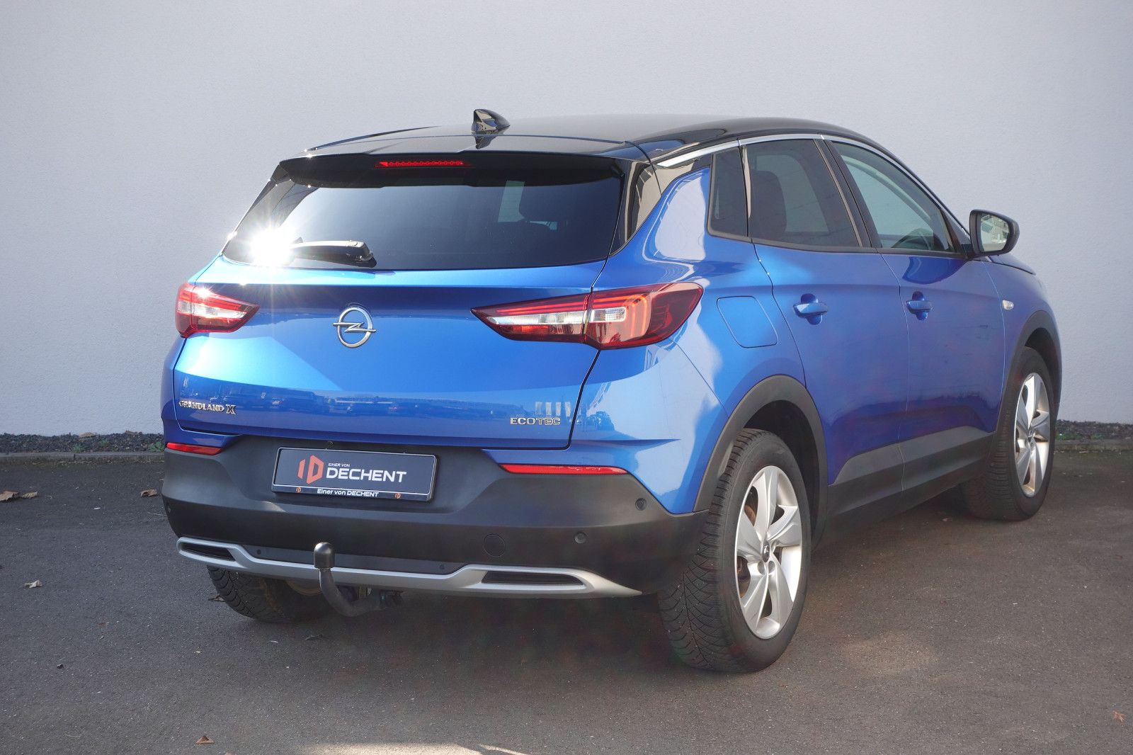 Fahrzeugabbildung Opel Grandland X 1.2Turbo AHK,Sitzh.,Navi,PDC,Kamera
