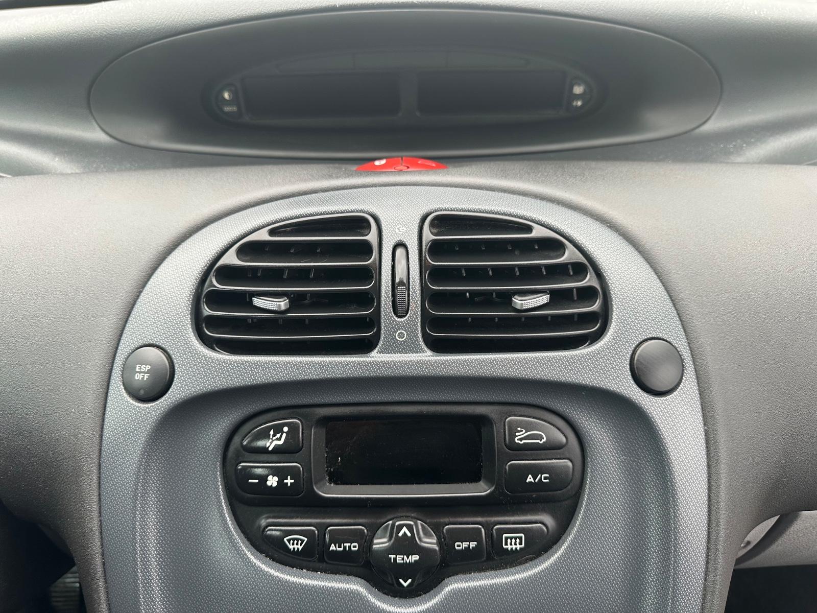 Citroën Xsara Picasso 1,6 16VConfort/Klima/AHK/TÜV-08-27