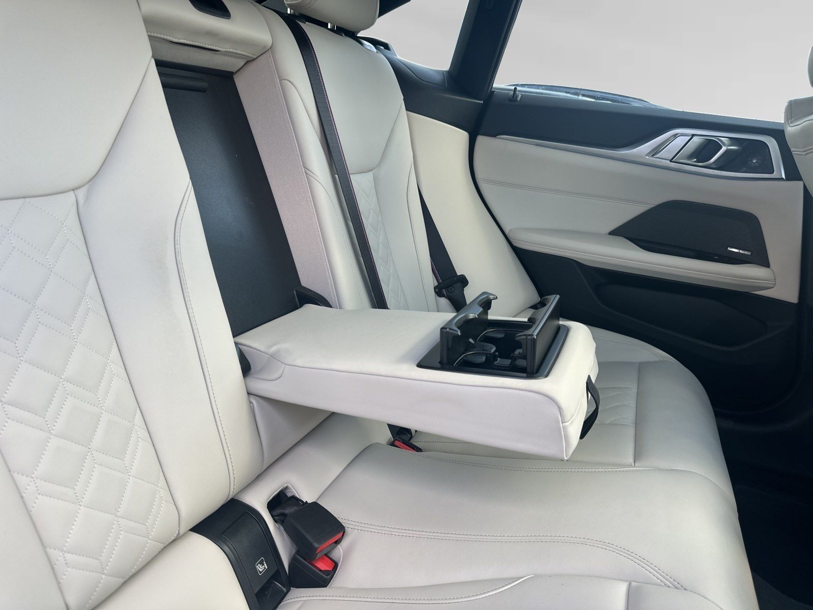BMW i4 - Bild 20