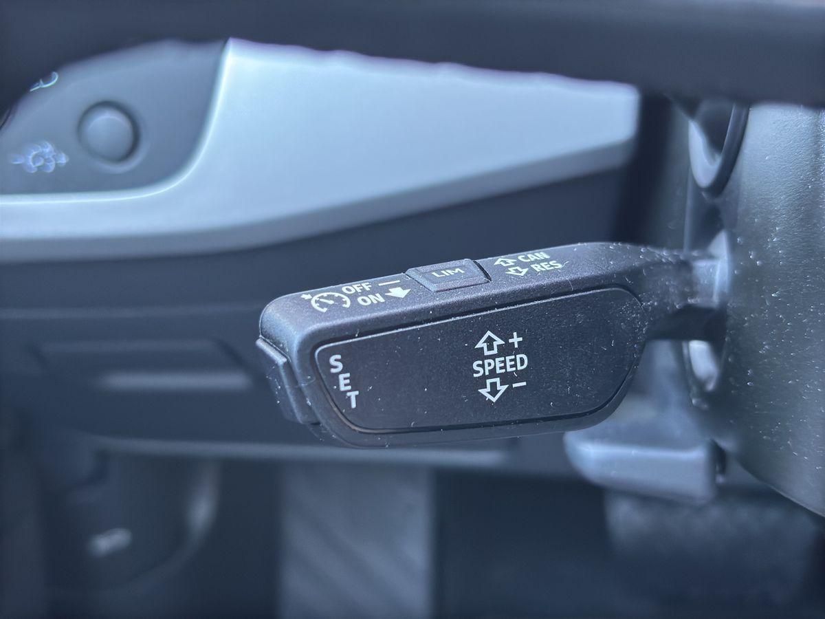 A4 Avant 2.0 TDI AHK RFK STDHZ NAVI LED GRA