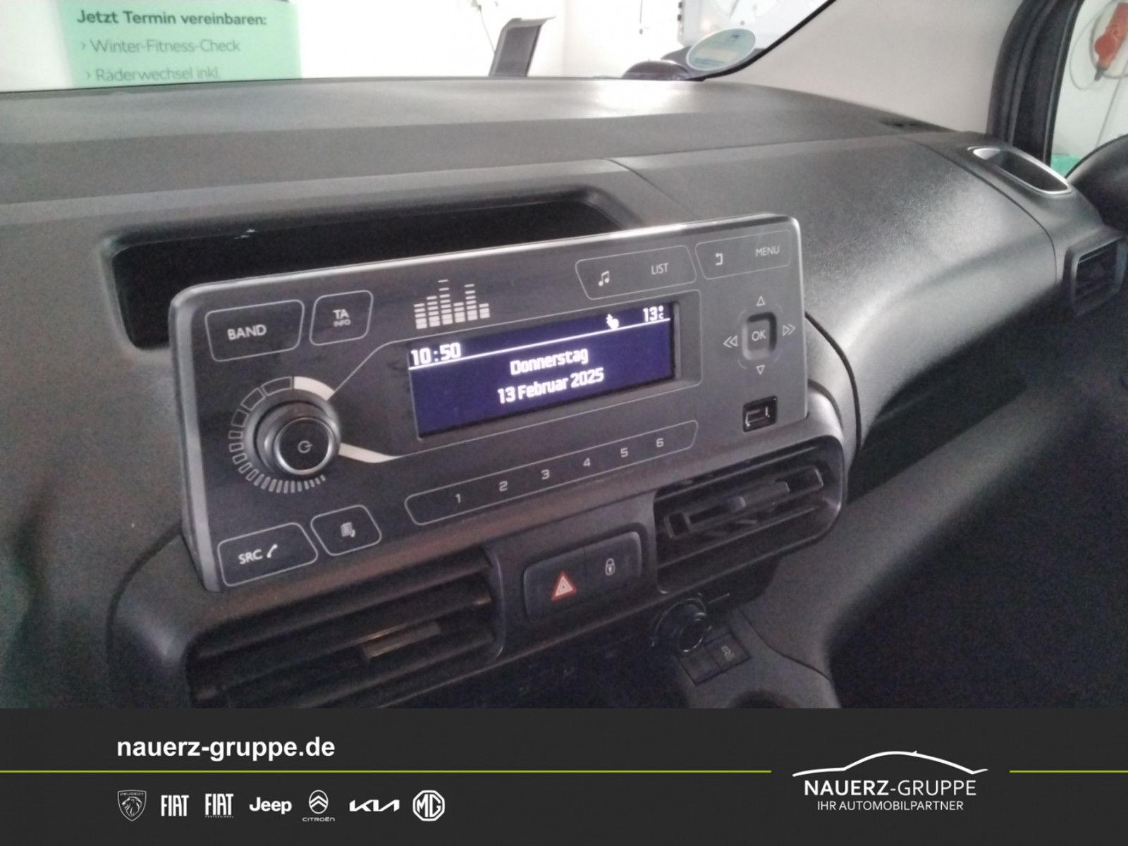 Fahrzeugabbildung Peugeot Partner Premium L1