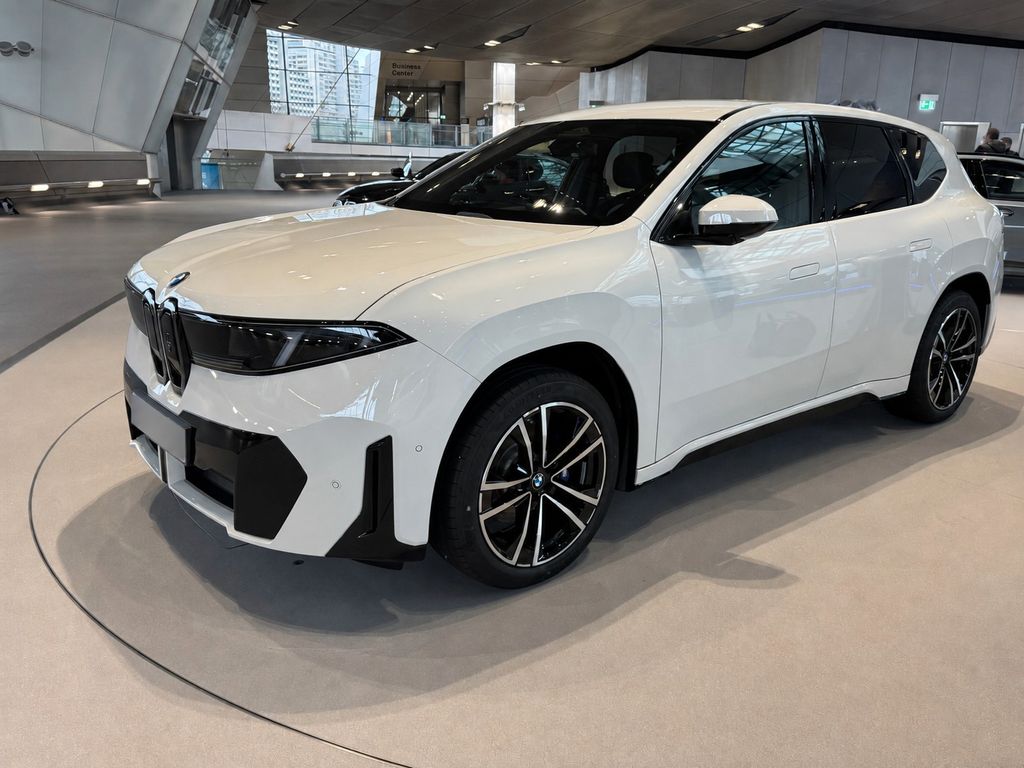 Image of BMW iX3