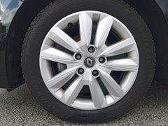Fahrzeugabbildung Megane IV Grandtour Intens 1.3 TCe 140 edc EU6d