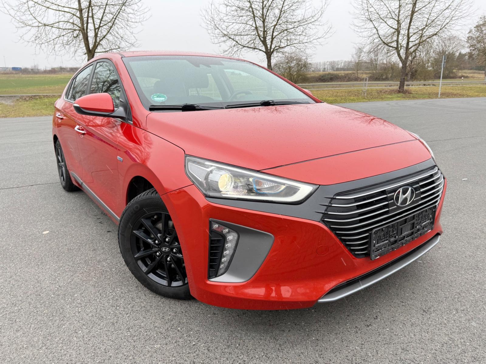 Hyundai IONIQ Ioniq Style Hybrid