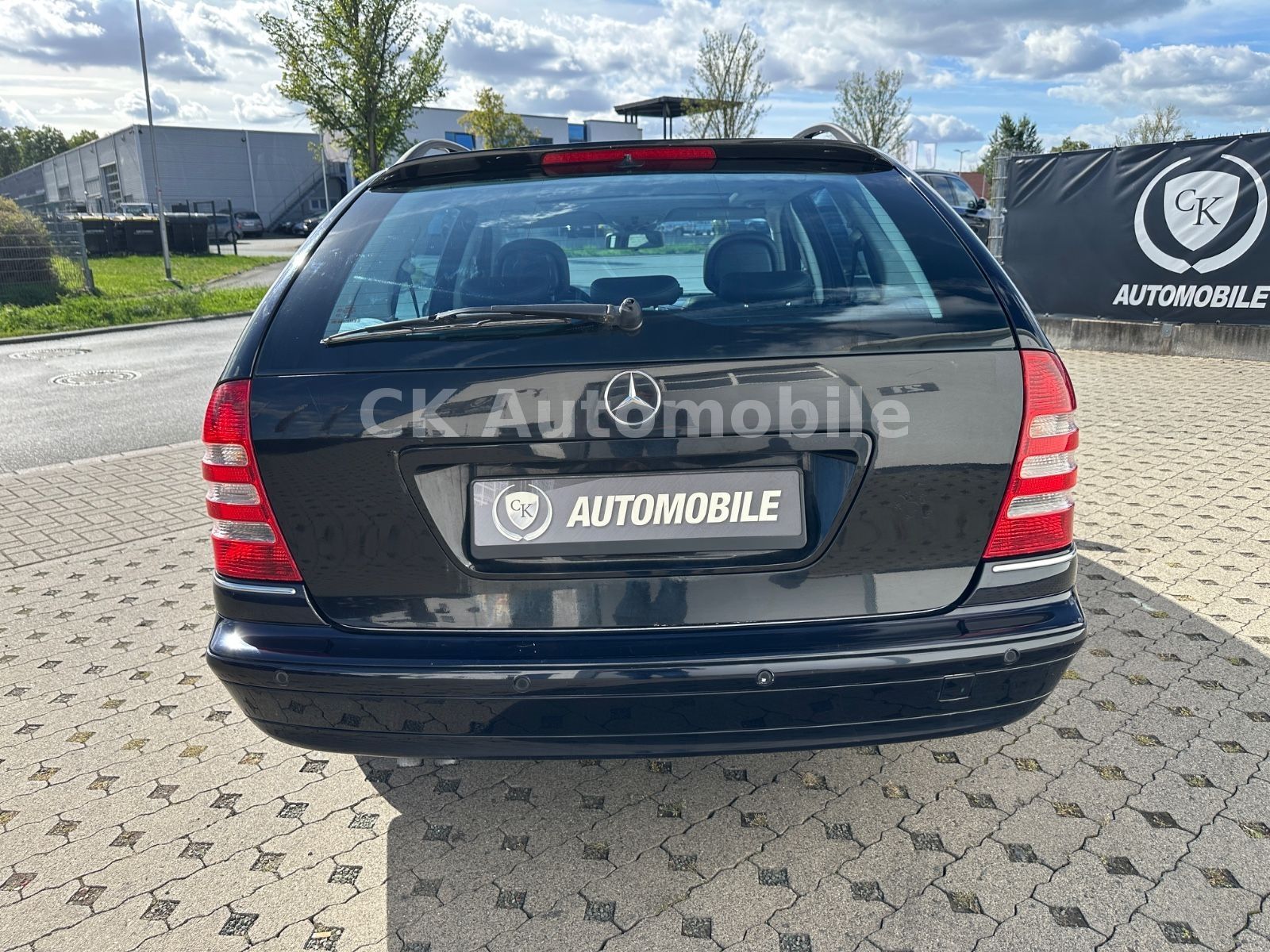 Fahrzeugabbildung Mercedes-Benz C 200 C T-Modell Kompressor Avantgarde/Xenon/PDC