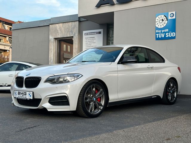 BMW M235 i xDrive Coupe M Performance Kamera Deutsch