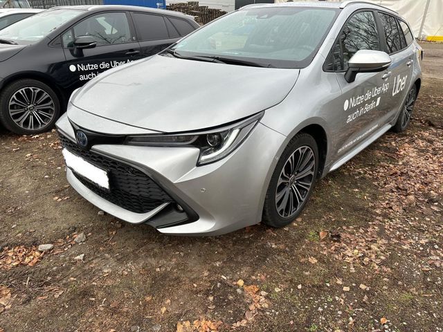 Toyota Corolla Touring Sports Hybrid Team D