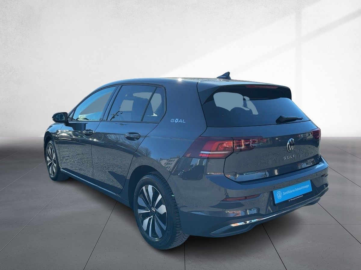 Volkswagen Golf - Bild 3