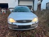 Ford Mondeo Kombi Ghia - Ford Mondeo aus 2003: Ghia