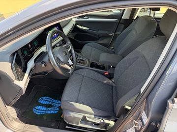Volkswagen Golf - 5