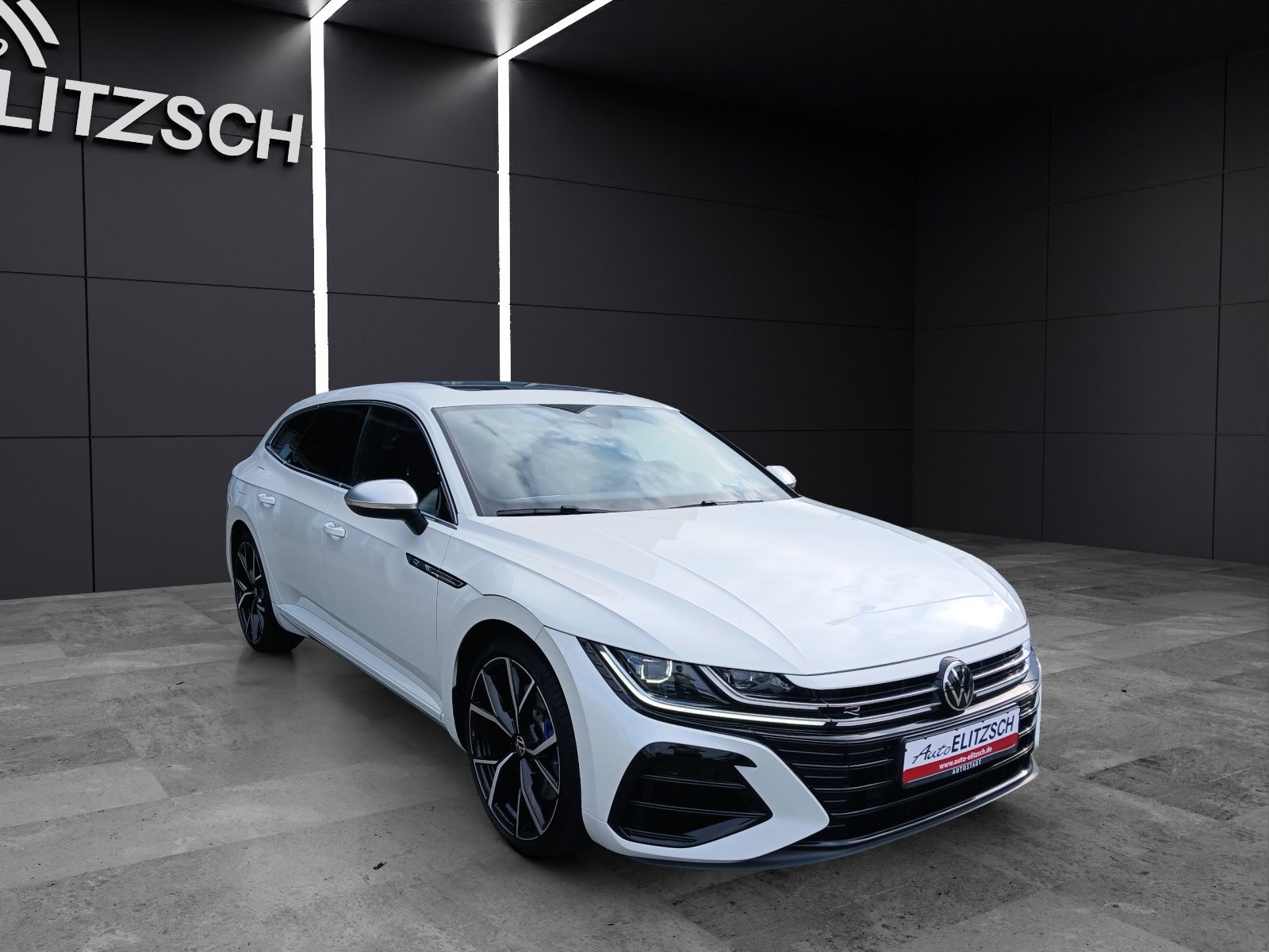 Fahrzeugabbildung Volkswagen Arteon SB R 4M R-Line Matrix AHK Navi  Pano HUD