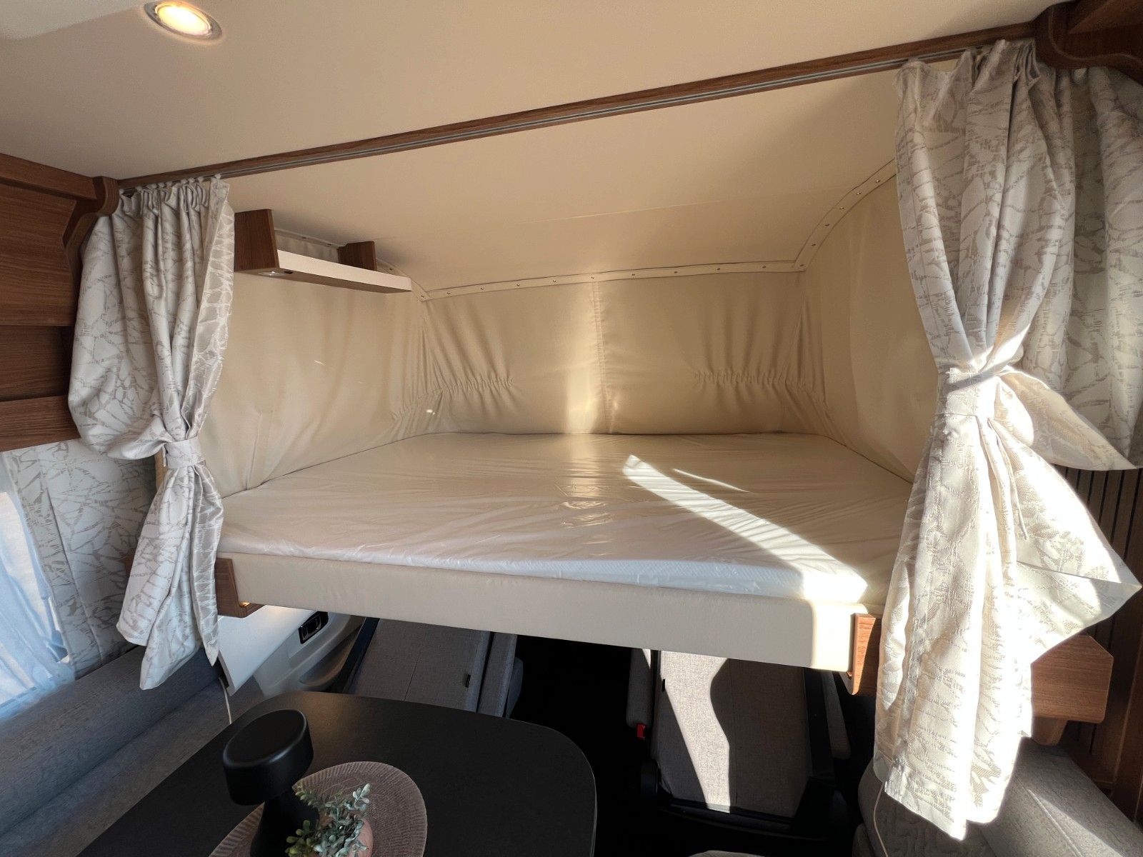 Fahrzeugabbildung Carthago C2-tourer I 147 RB-LE comfort 4.2t Mercedes