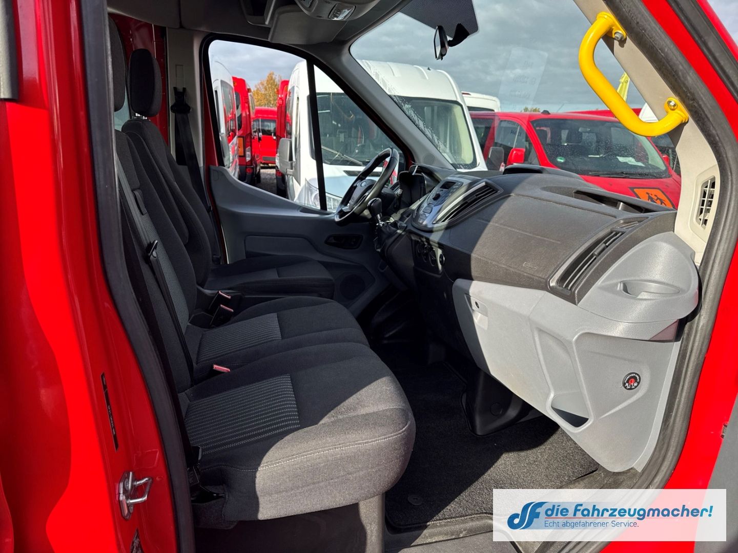 Fahrzeugabbildung Ford Transit Kombi 350 L3 Trend StandHZG *8431