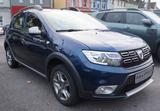 Dacia Sandero Stepway*TECHROAD* *NAVI*KLIMA-AUTOMATIK - Dacia Sandero Gebrauchtwagen in Düsseldorf