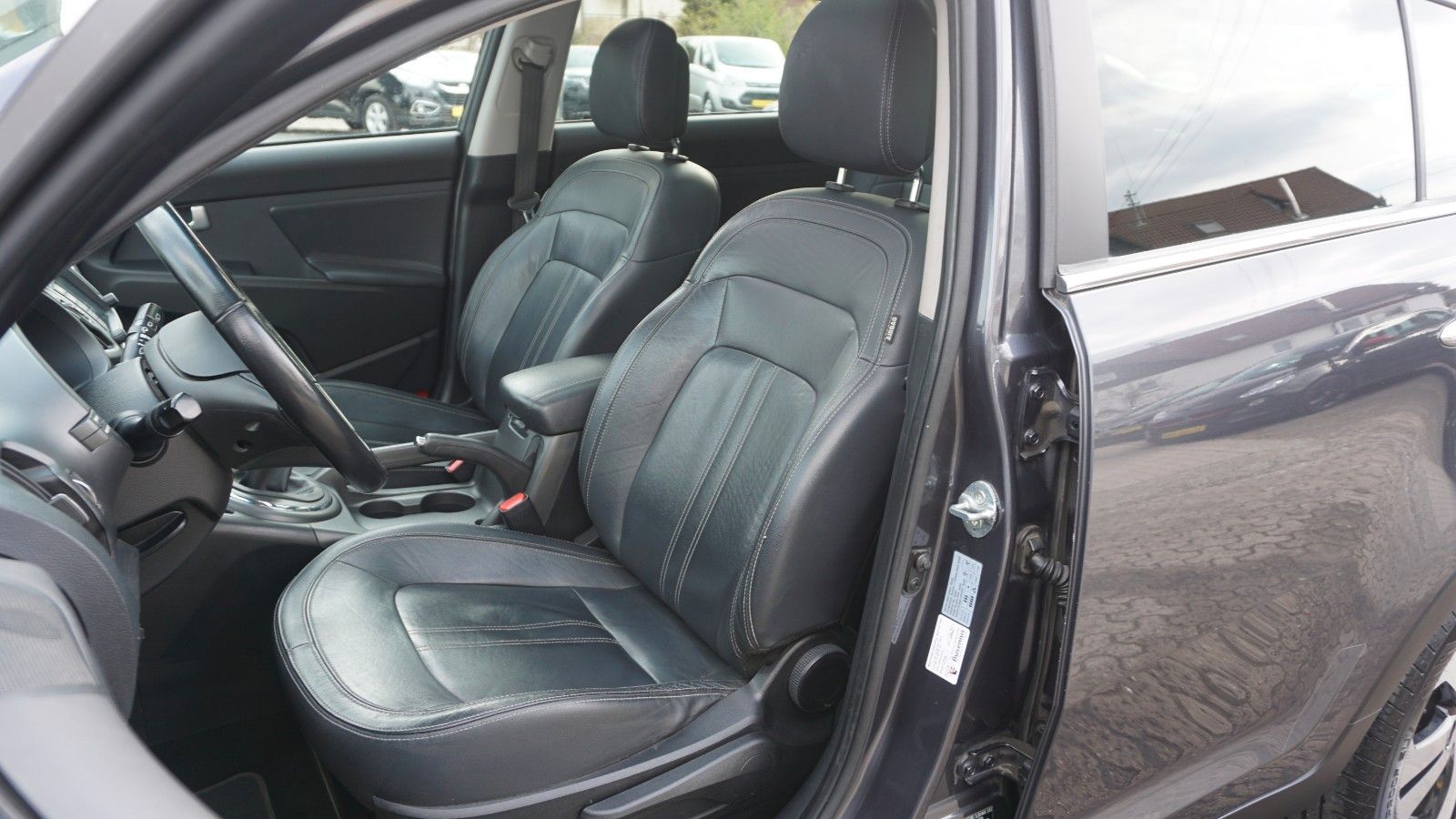Fahrzeugabbildung Kia Sportage FIFA World Cup Edition 4WD