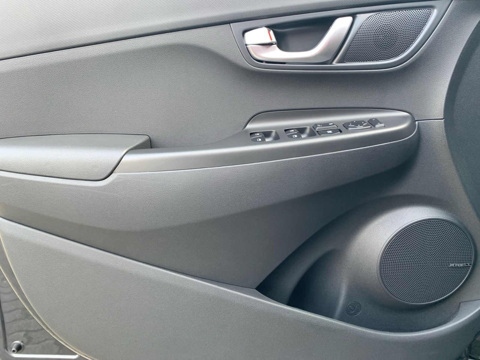 Fahrzeugabbildung Hyundai KONA Edition 30+ Elektro Navi Allwetter