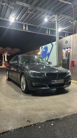 BMW 330 Gran Turismo Gran Turismo 330d xDrive Lu... - graue BMW 330 Gran Turismo