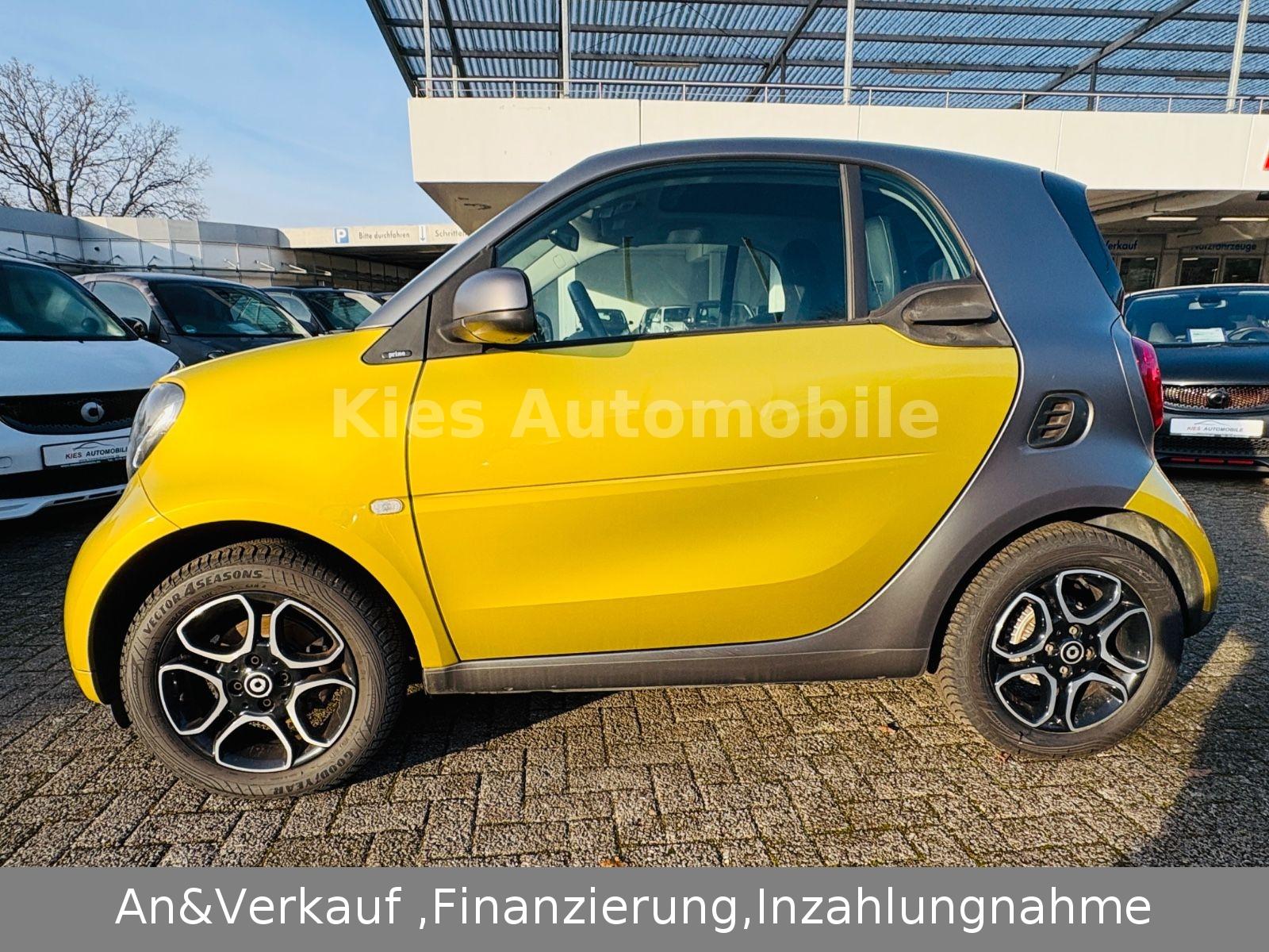 Smart ForTwo Prime 90PS LEDER/NAVI/PANO/SITZH/AMBIENTE